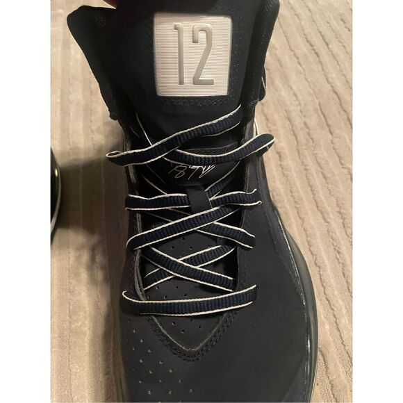 Adidas Dwight Howard 4 DH4 Black Gray Basketball Shoes Men’s 12.5
